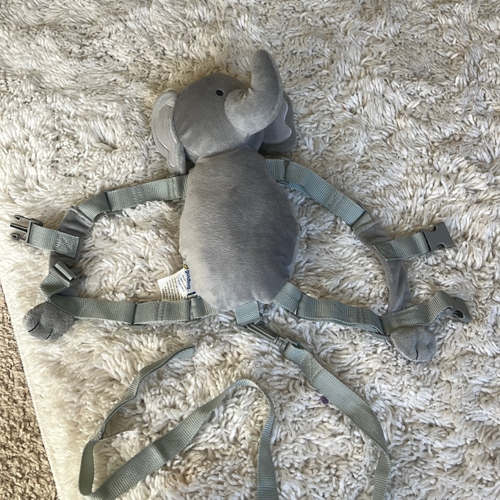 Goldbug Elephant Harness Backpack/leash